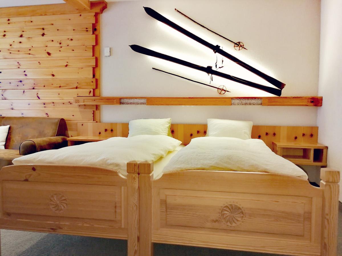 فندق Ambiente Mountain Style Saas Fee المظهر الخارجي الصورة