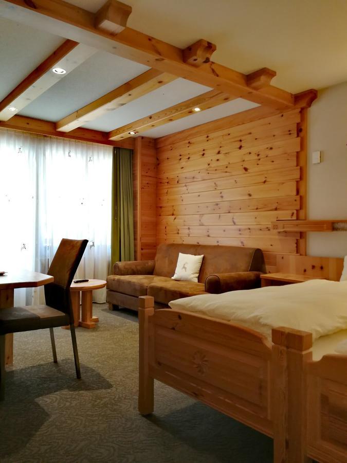 فندق Ambiente Mountain Style Saas Fee المظهر الخارجي الصورة