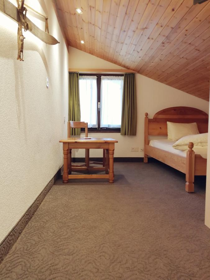 فندق Ambiente Mountain Style Saas Fee المظهر الخارجي الصورة