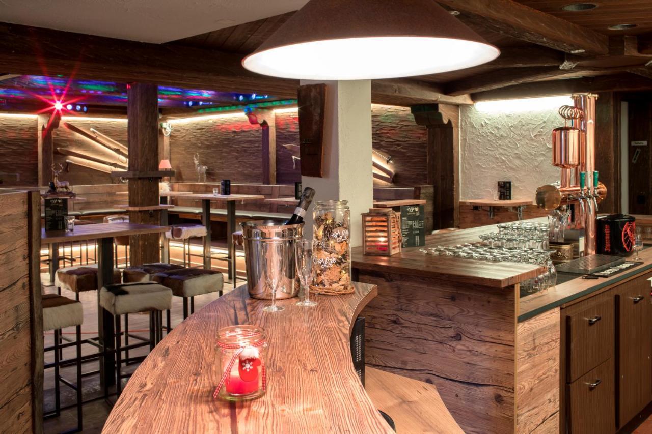 فندق Ambiente Mountain Style Saas Fee المظهر الخارجي الصورة